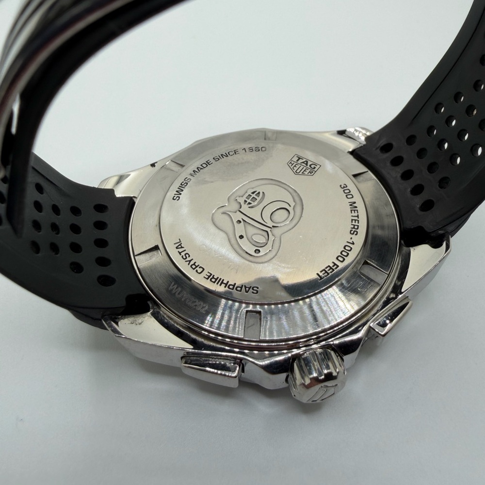Men’s Tag Heuer Aquaracer CAY111A Quartz Mvt Chronograph Two Straps Included - Picture 7 of 13